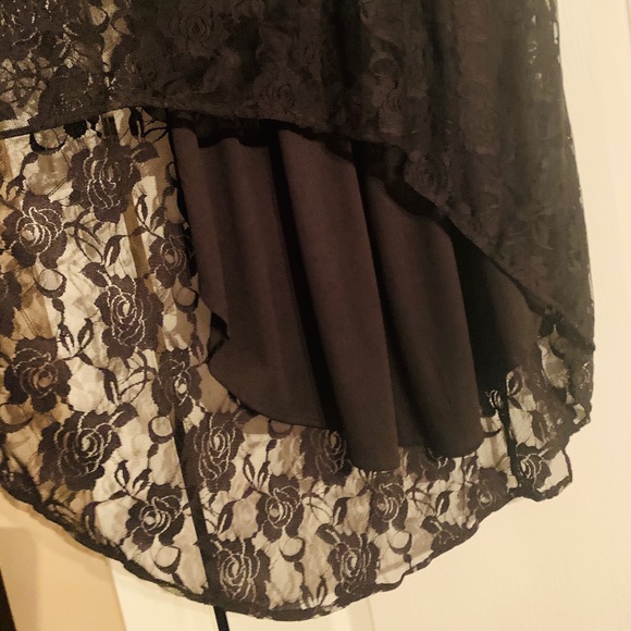 Guess Hi-Lo Skirt - Picture 3 of 4